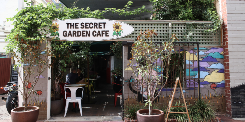 Demonstration of a change of land use to cafe